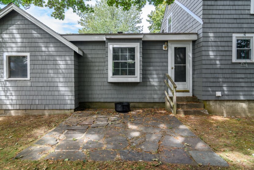 Building Photo - 7 Ferndale Rd