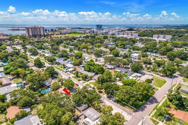 Building Photo - 4704 W Wyoming Ave