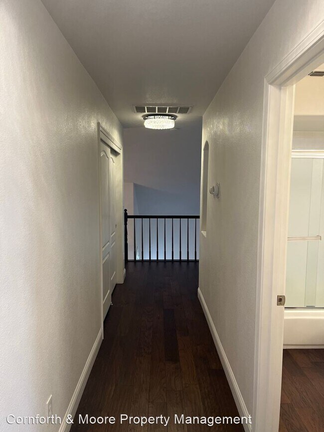 Building Photo - 3 br, 2.5 bath House - 9563 N Whitehouse D...