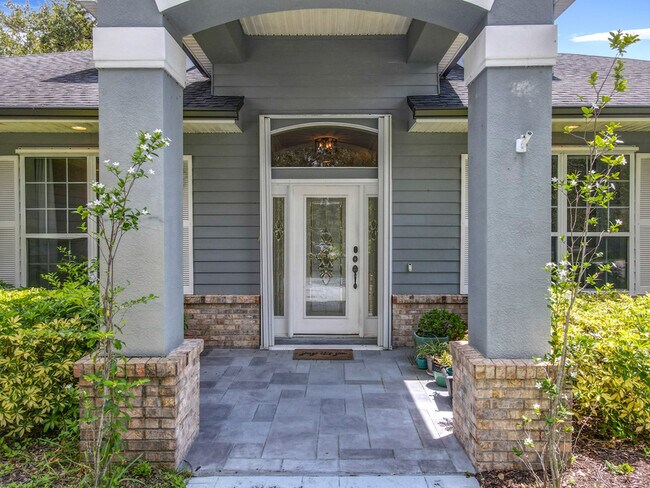 Building Photo - 4361 Davidia Dr