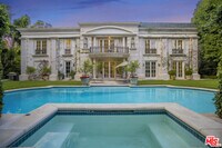 Building Photo - 9742 Wendover Dr