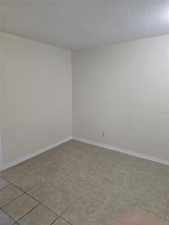 Building Photo - 2100 S Washington Ave