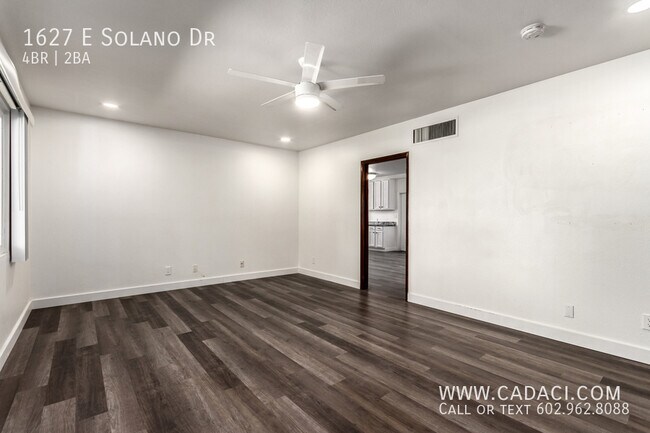 Building Photo - 1627 E Solano Dr