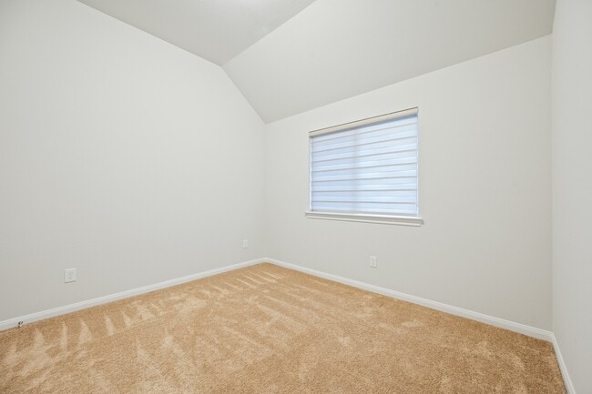 Building Photo - 839 Sarasota Shore Dr