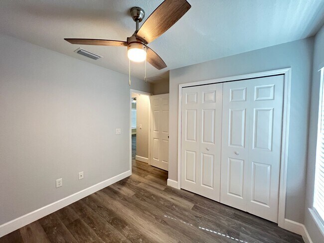 Building Photo - 3 BD/2BA Home in Dunnellon!