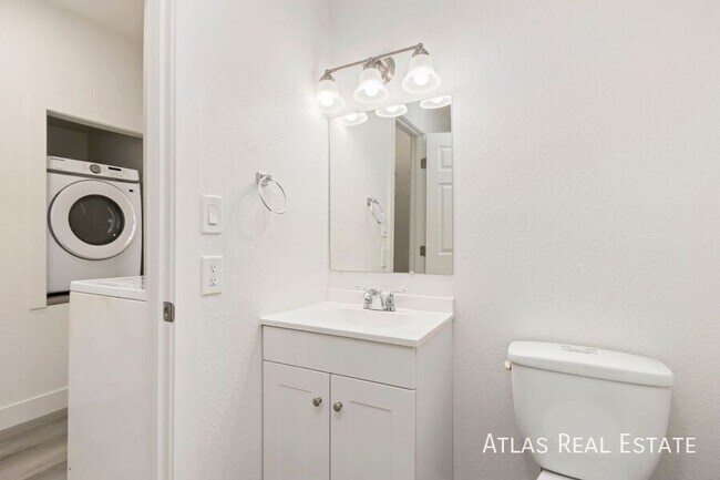 Building Photo - 1904 8th Ave