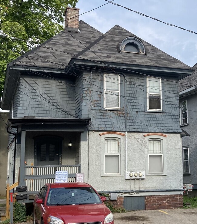 Primary Photo - 518 Walnut Ct