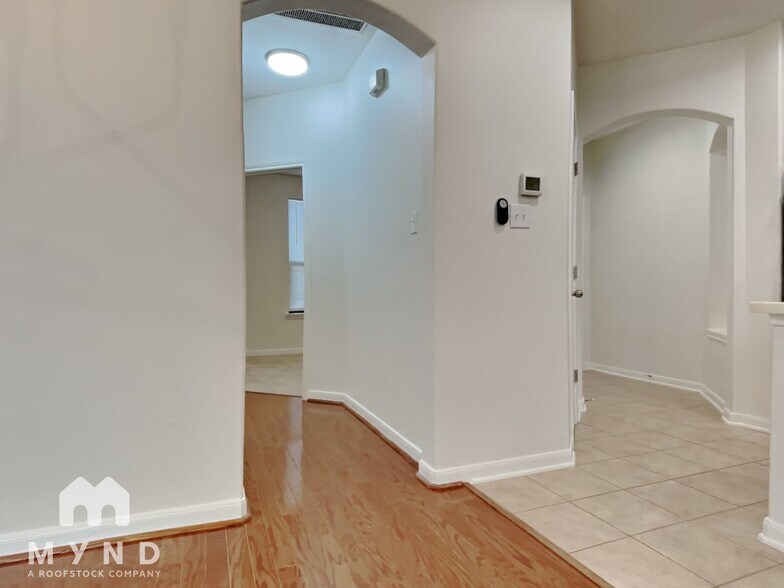 Building Photo - 3614 Cedar Flats Ln