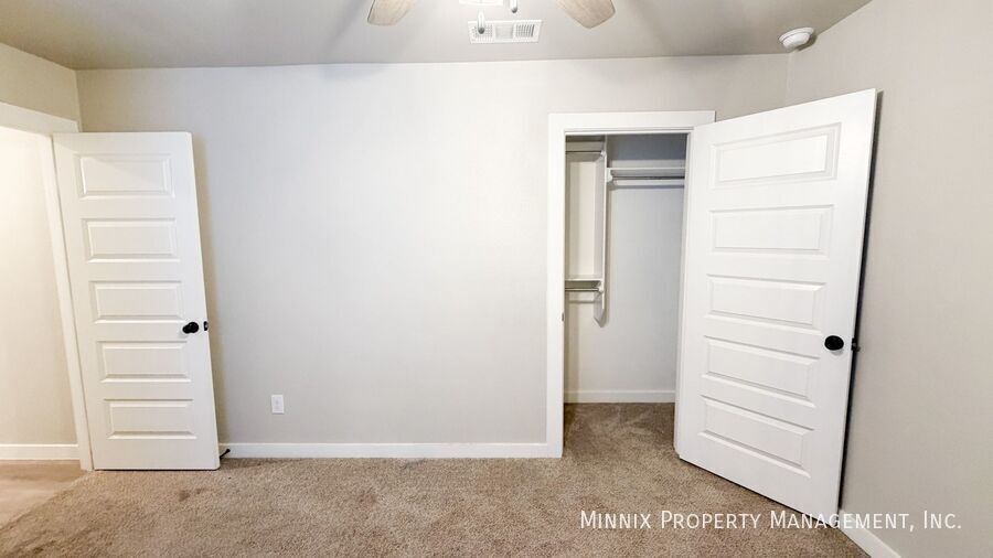 Building Photo - 2011 132nd St