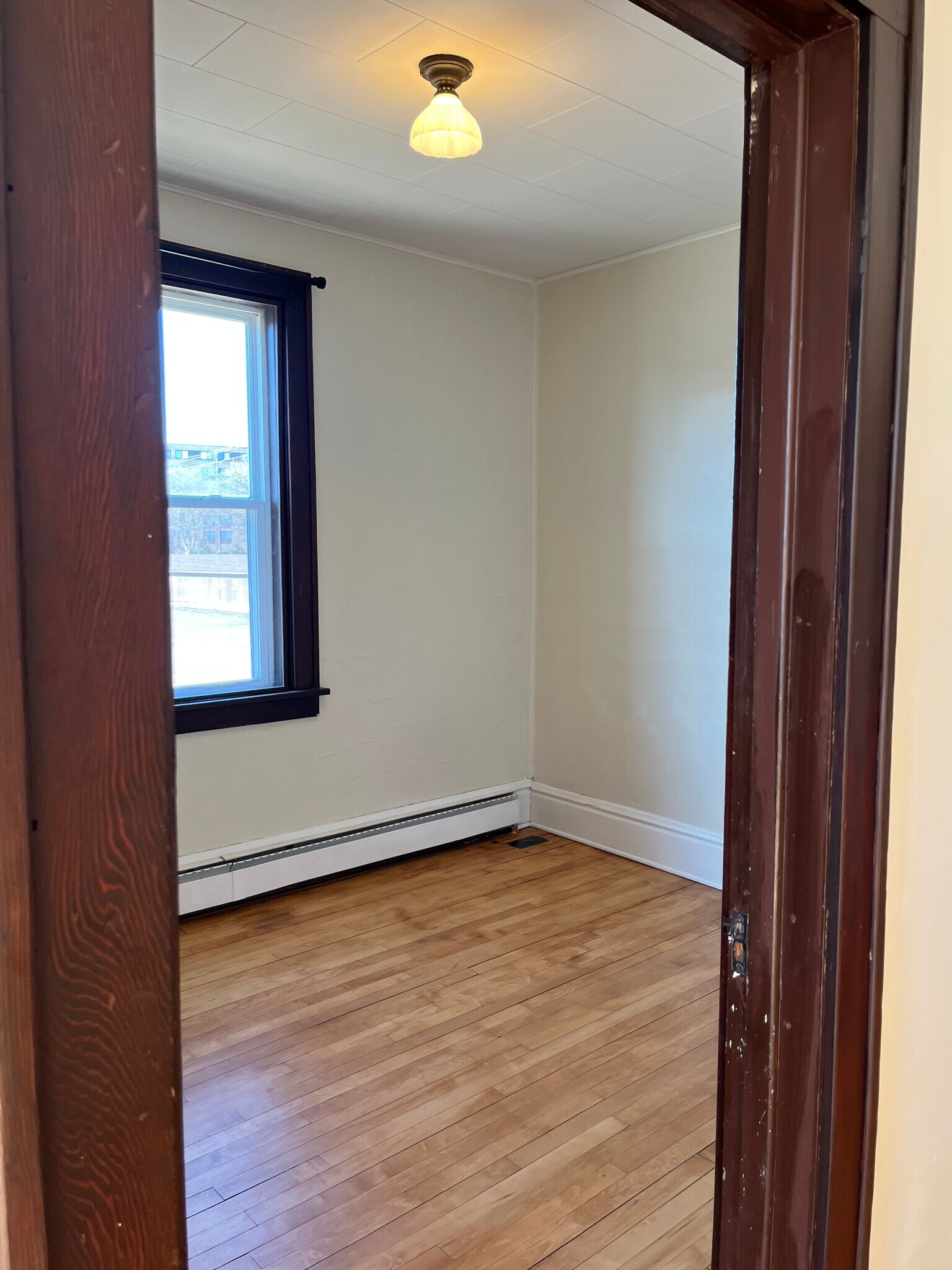 Building Photo - 415 E Saint Germain St