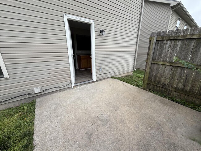 Building Photo - 5305 Currituck Ln