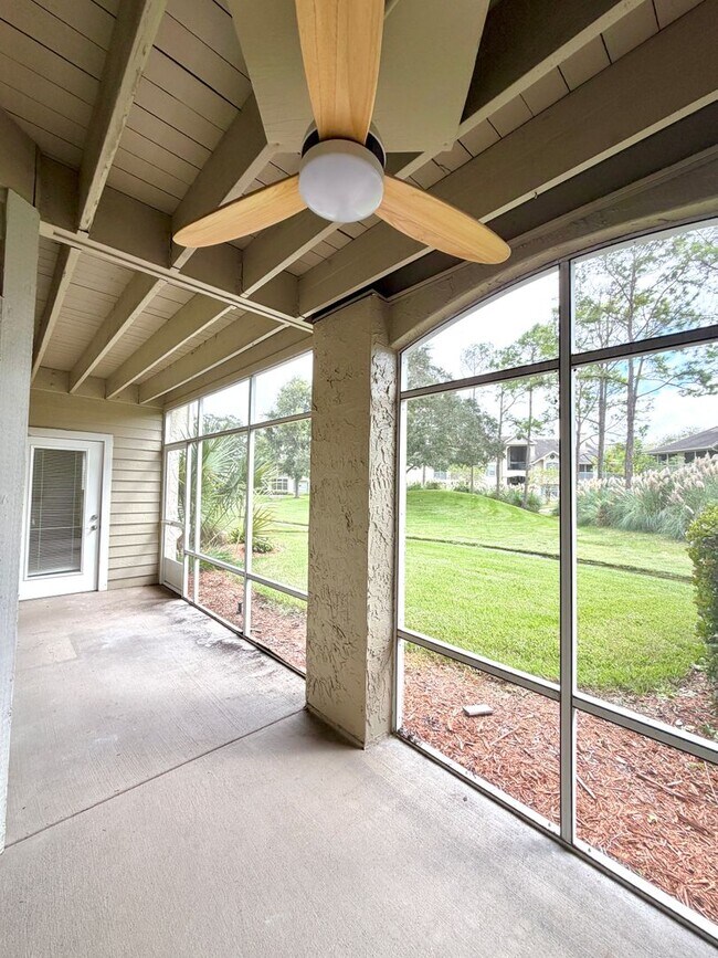 Building Photo - 500 Sandiron Cir