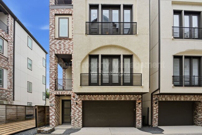Building Photo - 2119 Taft St
