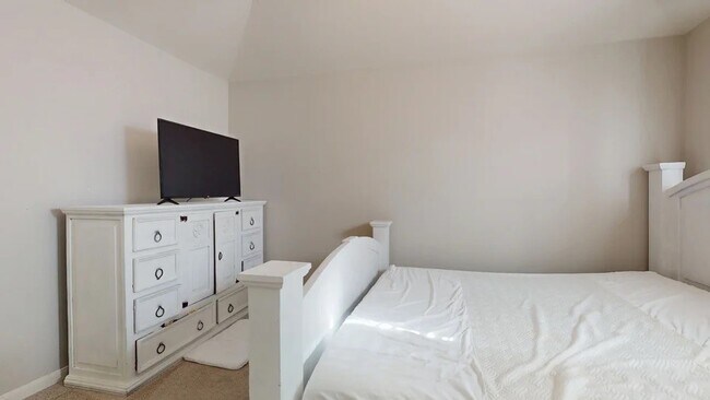 Building Photo - 8030 Singing Sonnet Ln