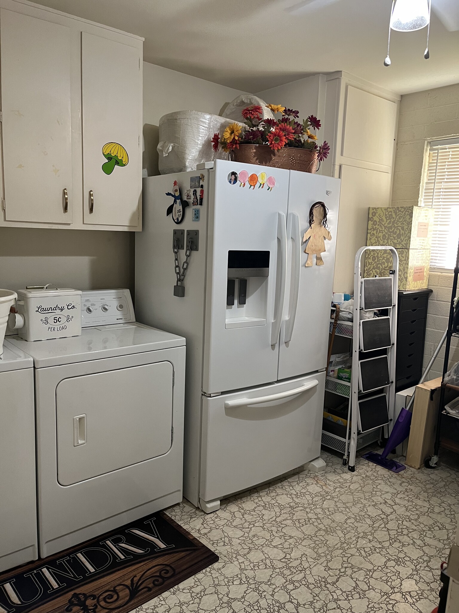Washer/dryer and 2nd fridge - 10229 W Bolivar Dr