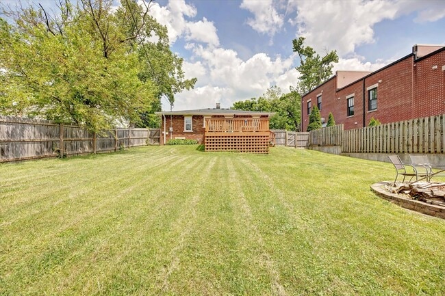 Building Photo - 1412 S Henderson St