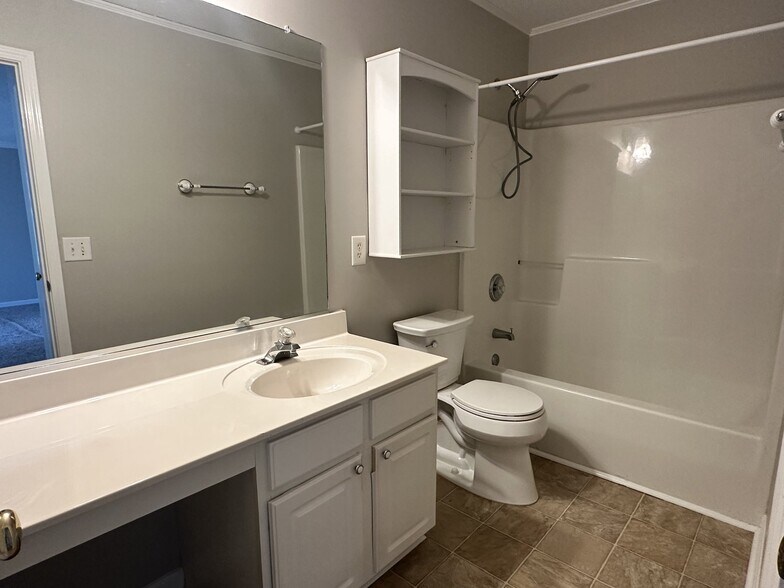 Building Photo - 8017 Hill-N-Dale Dr