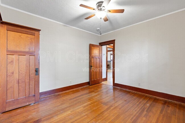Building Photo - 4360 Winona Ct
