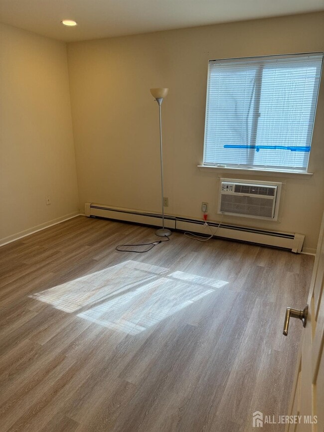 Building Photo - 1301 Cricket Ln