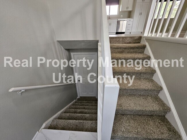Building Photo - 1474 N 375 W