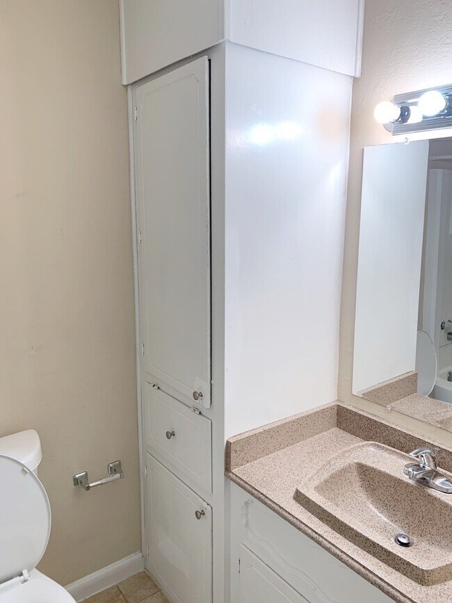 Building Photo - 2334 Marble Falls Dr