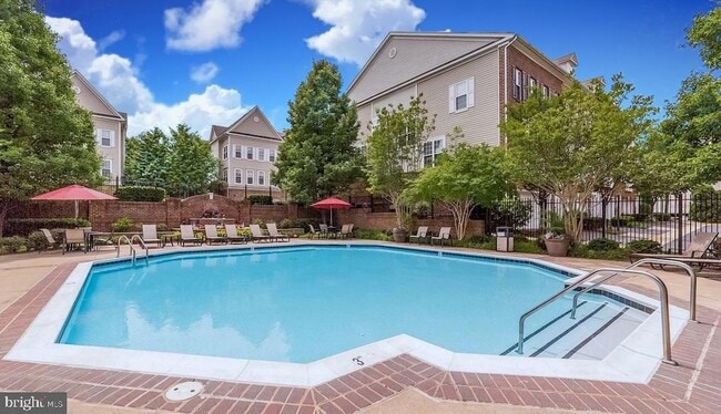 Building Photo - 8067 Nicosh Cir Ln