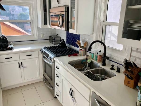 Building Photo - 1628 Westerly Terrace