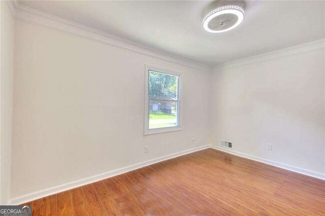 Building Photo - 3946 Green Oak Dr