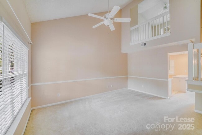 Building Photo - 15021 Deshler Ct