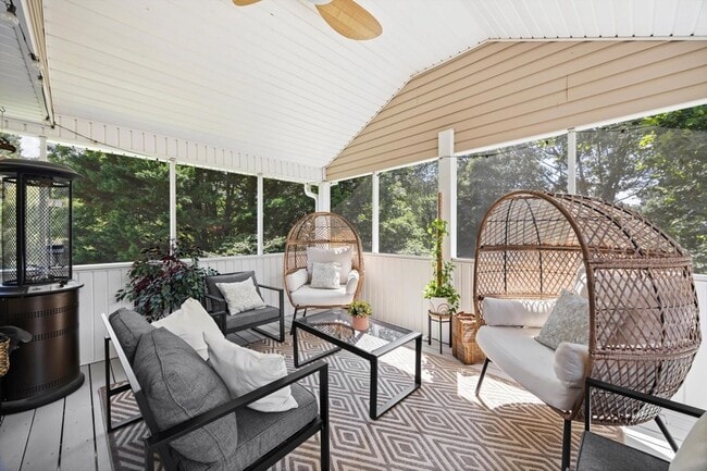 Building Photo - 8410 Smoketree Cir