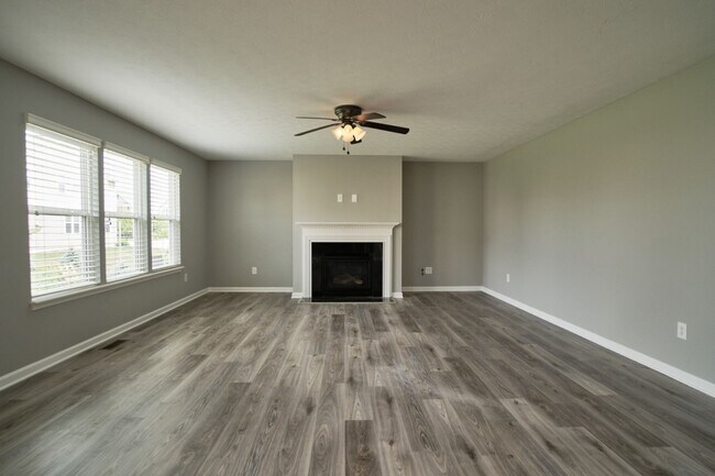 Building Photo - 4BDRM, 2.5 BA with finished basement in Westminster