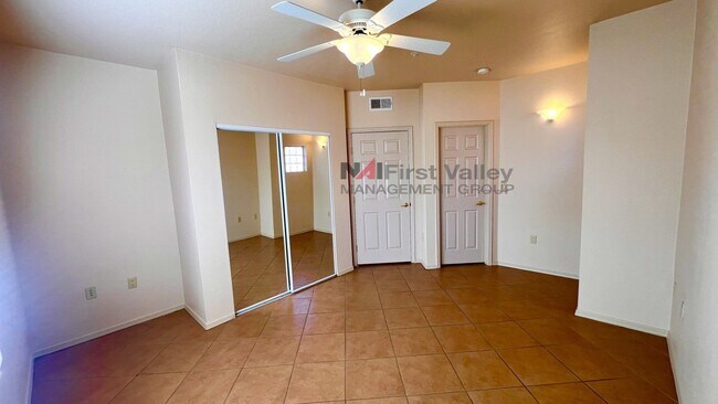 Building Photo - 2 Bedrooms, 2 Baths Ground Level