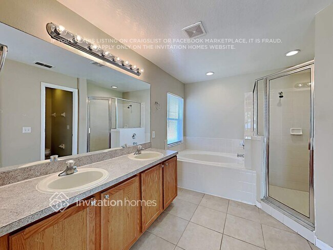 Building Photo - 142 Southampton Dr