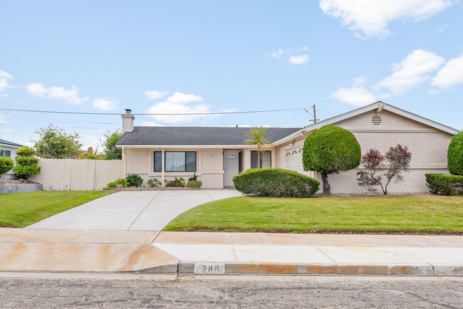 Primary Photo - 288 Altair Ave