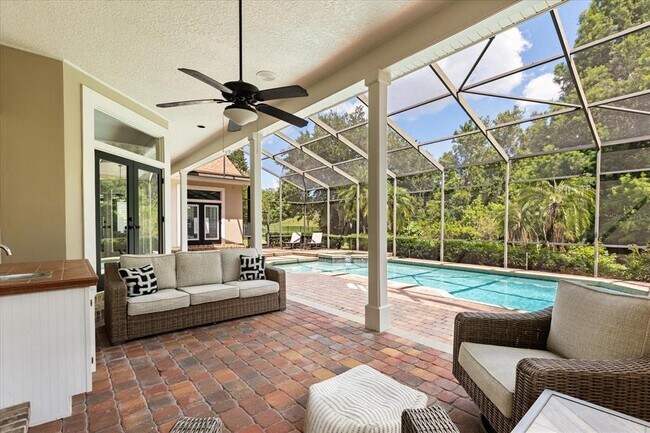 Building Photo - 8800 Torey Pines Terrace