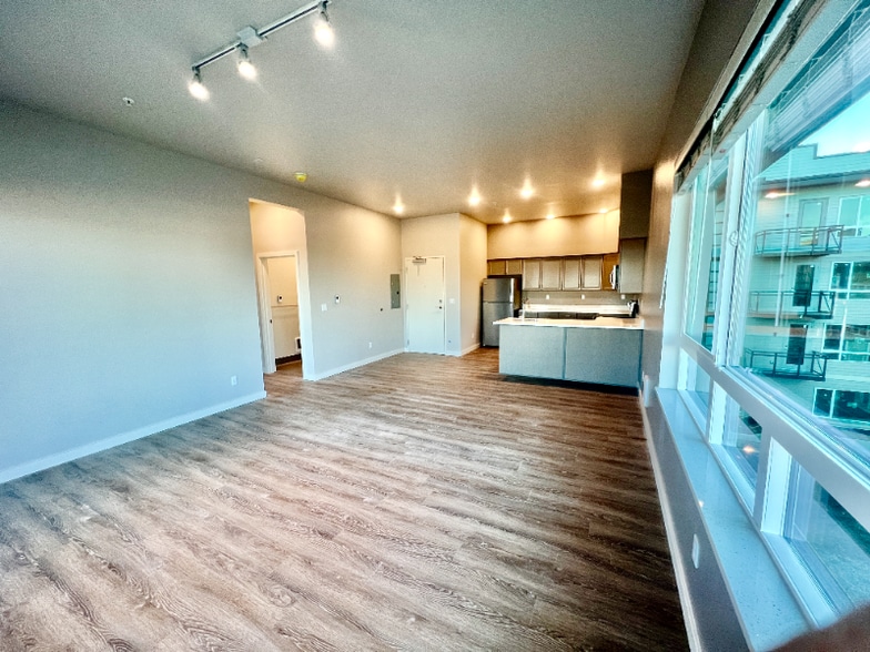 Building Photo - 2330 Yakima Ct