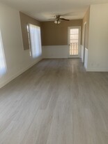 Building Photo - 1241 Bundy S Dr