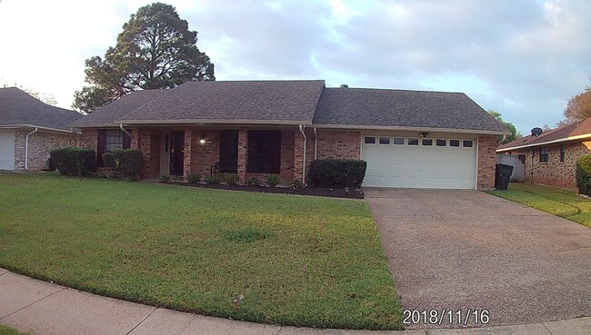 Building Photo - 611 Turtle Creek Dr