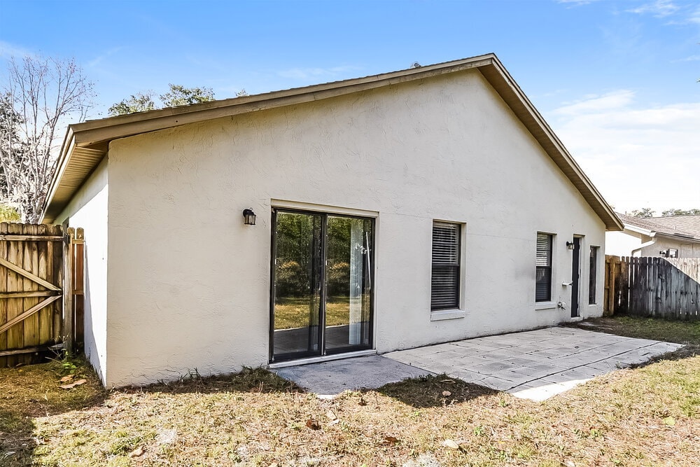 Building Photo - 1345 Bridlebrook Dr