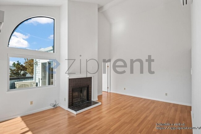 Building Photo - 426 Barnegat Ln