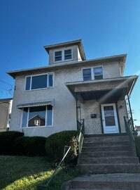 Building Photo - 540 Ripple St
