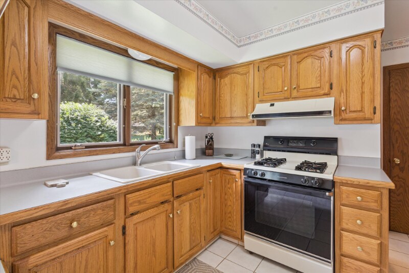 Building Photo - 206 Highfield Rd