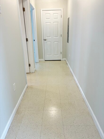 Hallway View - 2031 Blaine Ave