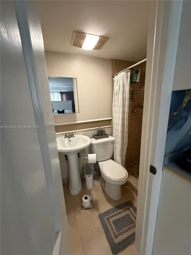 Building Photo - 45 SW 28th Rd