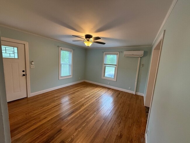 Building Photo - 417 S 8th St