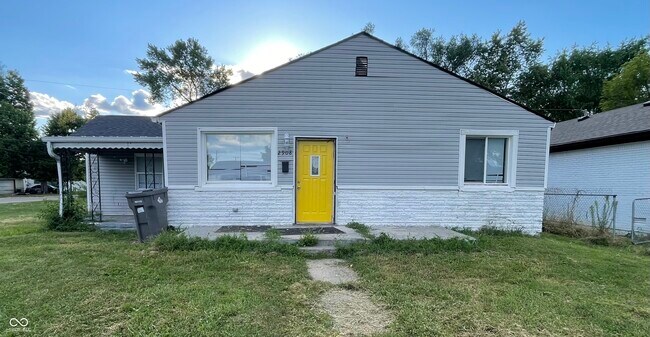 Primary Photo - 2908 Hillside Ave