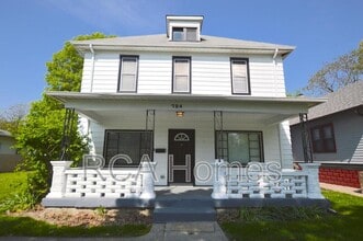 Building Photo - 724 E Pleasant Run Pkwy Dr N