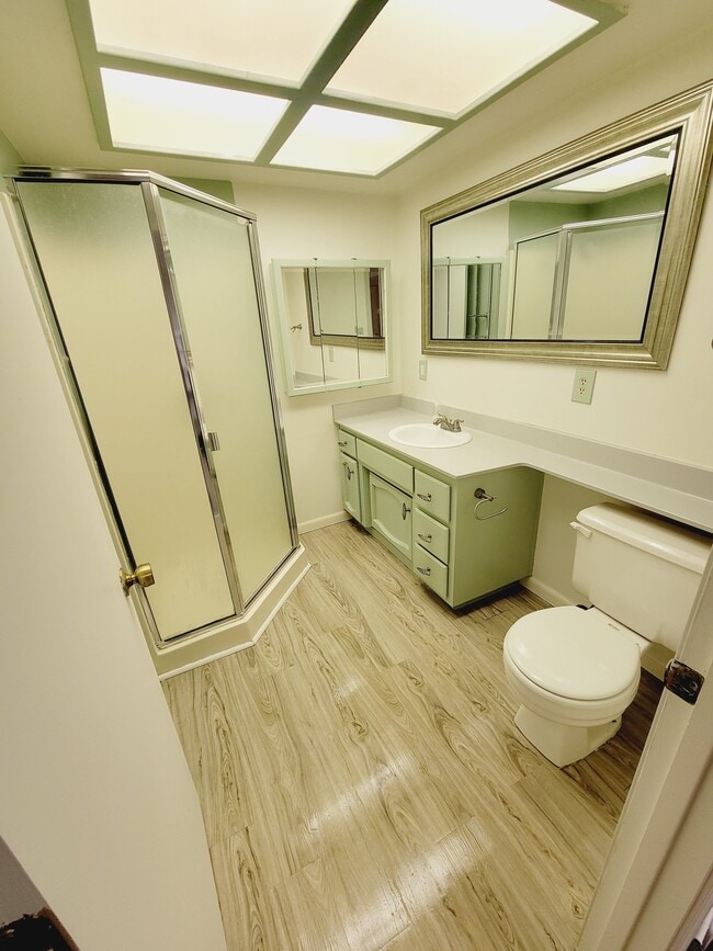 Building Photo - 707 Cirby Way