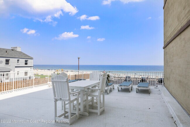 Building Photo - 675 Ocean Ave N