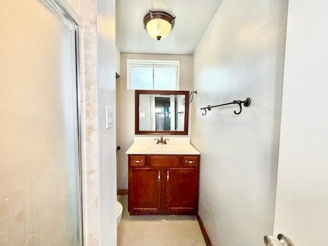 Building Photo - Updated Perlmack Ranch